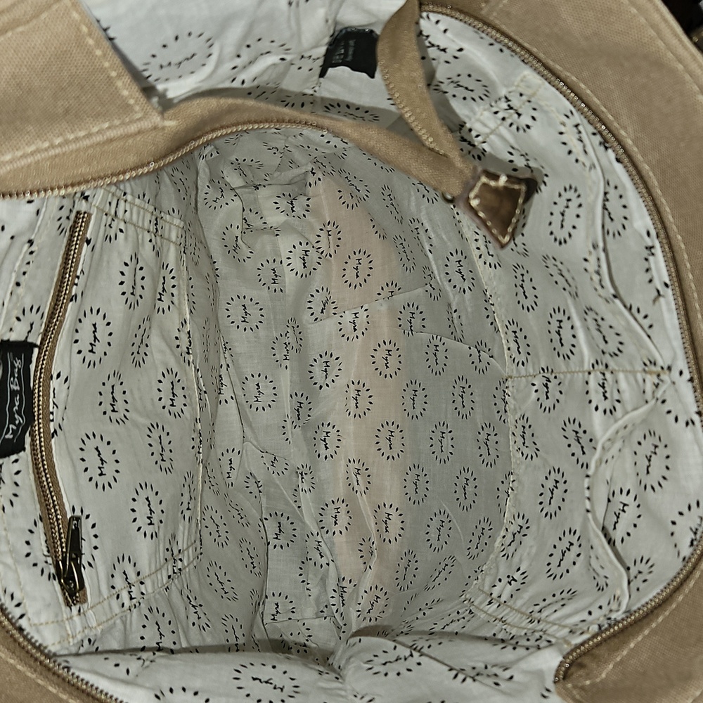 Myra Large Tote Or Overnight Bag - Picture 9 of 10